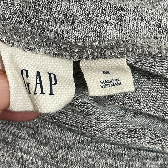 Gap Gray Bell Sleeve Sweater Size M - Picture 4 of 5